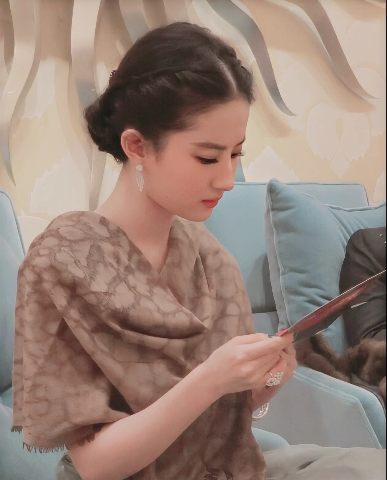 刘亦菲穿过的礼服㈡