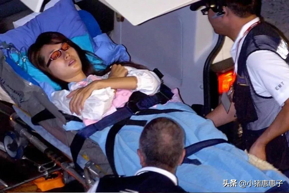 比杨幂眼角受伤更惨烈8位明星：烧伤、毁容、中弹、瘫痪、丧命