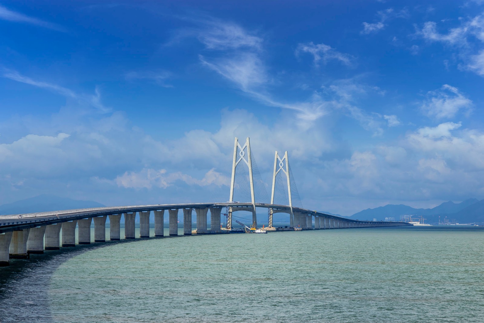 看到这里,大家应该能够看出横琴的区位优势了吧!