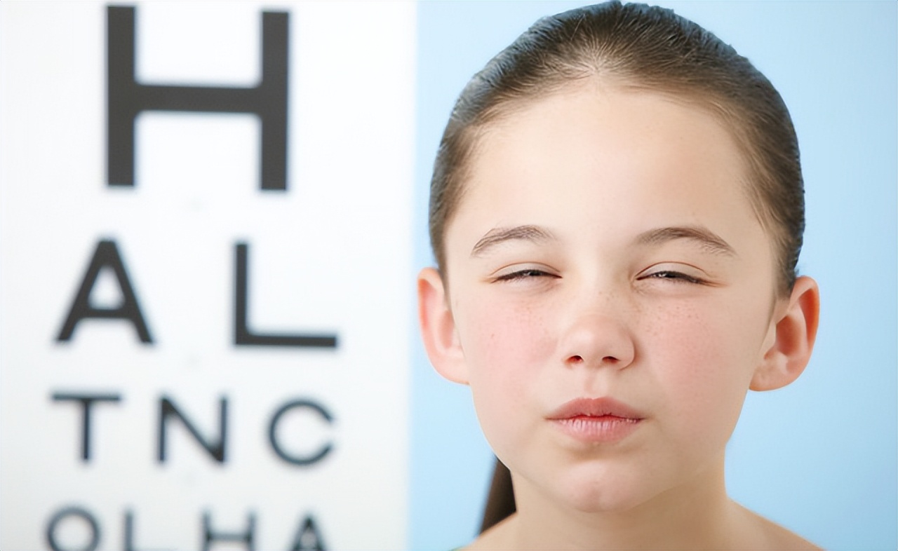 孩子有以下征兆，青春期后可能越长越丑，希望你家孩子没有中招