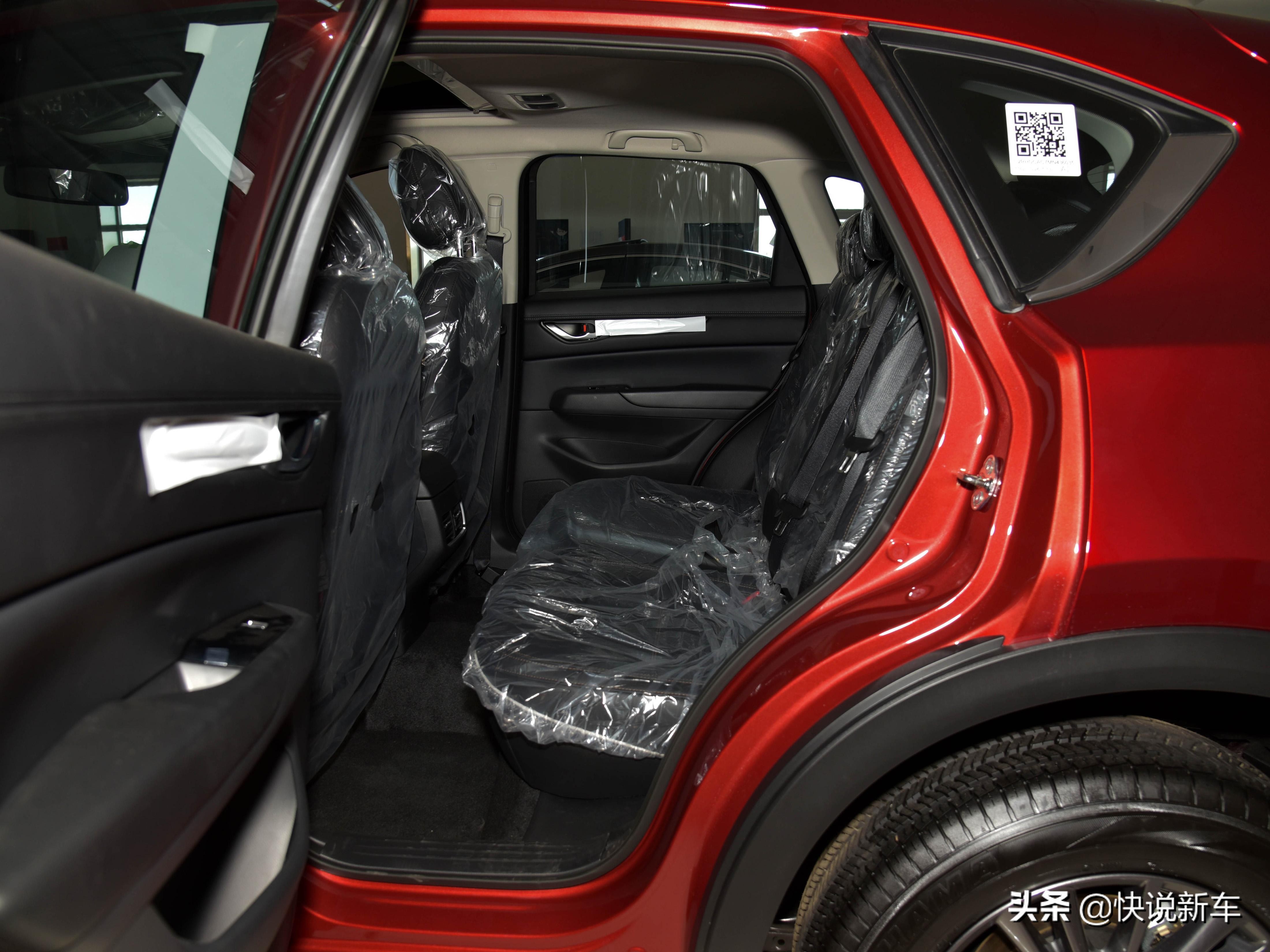 为数不多的自然吸气，内饰配置高，前脸勺子灯，实拍马自达CX-5