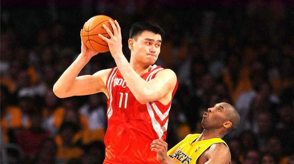 为什么nba在中国受欢迎(为什么感觉NBA，在中国的关注度下降了，都关注咱们国家的CBA了)