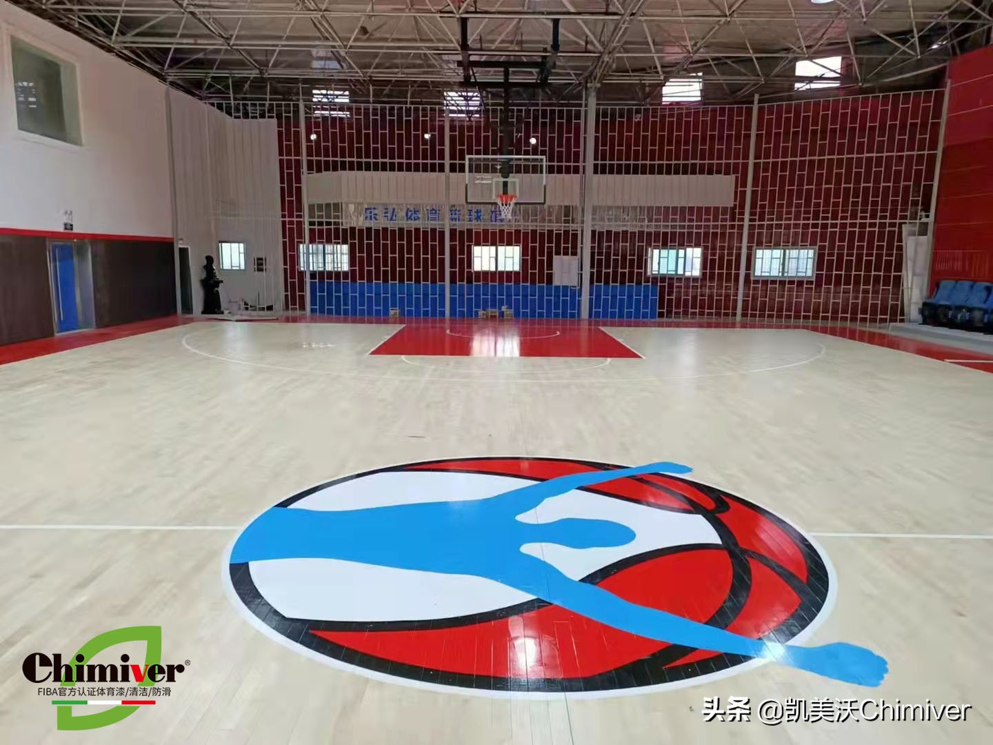 nba球场地板为什么有特效(NBA球队主场篮球地板彩漆的风格及实际运用（3）)