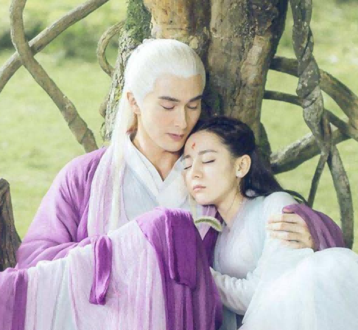 身高超185的10位男星，个个“鹤立鸡群”，不用自欺欺人谎报身高