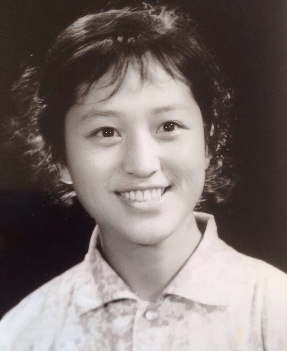 黄晓明之母张素霞：挽救过儿子的婚姻，现在她的心最痛