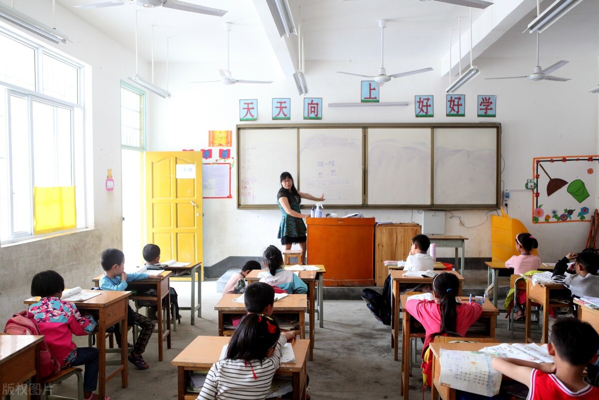 大学生考教师资格证到底有没有用，看完这5点用处，你心动了吗