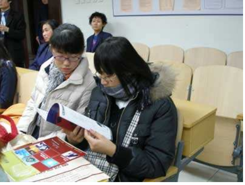 老师让填放假留校理由，只有一人敢说真心话，网友：为壮士点赞