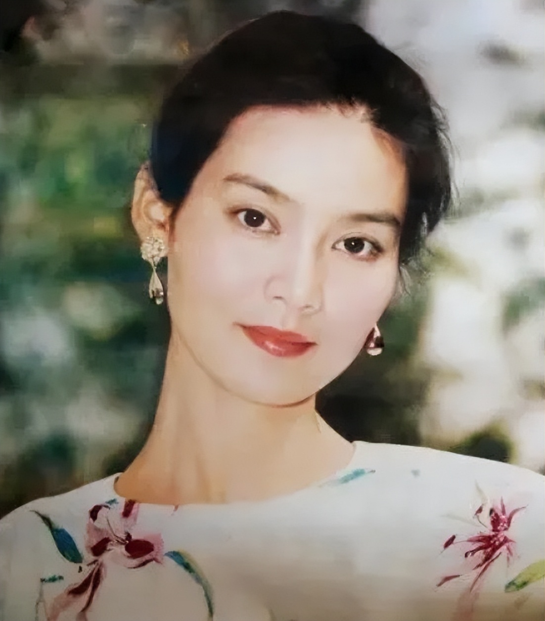 14位贤良的“妈妈专业户”女星，年轻时个顶个是美人坯子