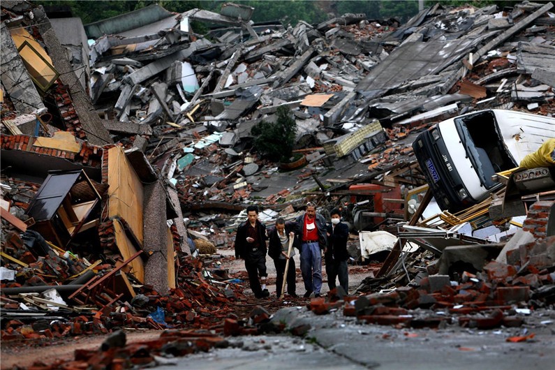 512死亡人數是多少汶川地震遇難8萬人