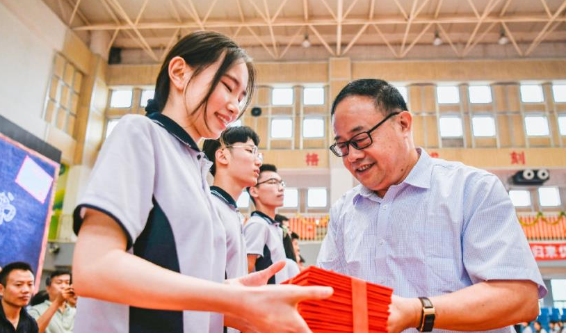 新高考选科或将迎来调整，“3+1+2”变“3+2+1”，考生心里得有数