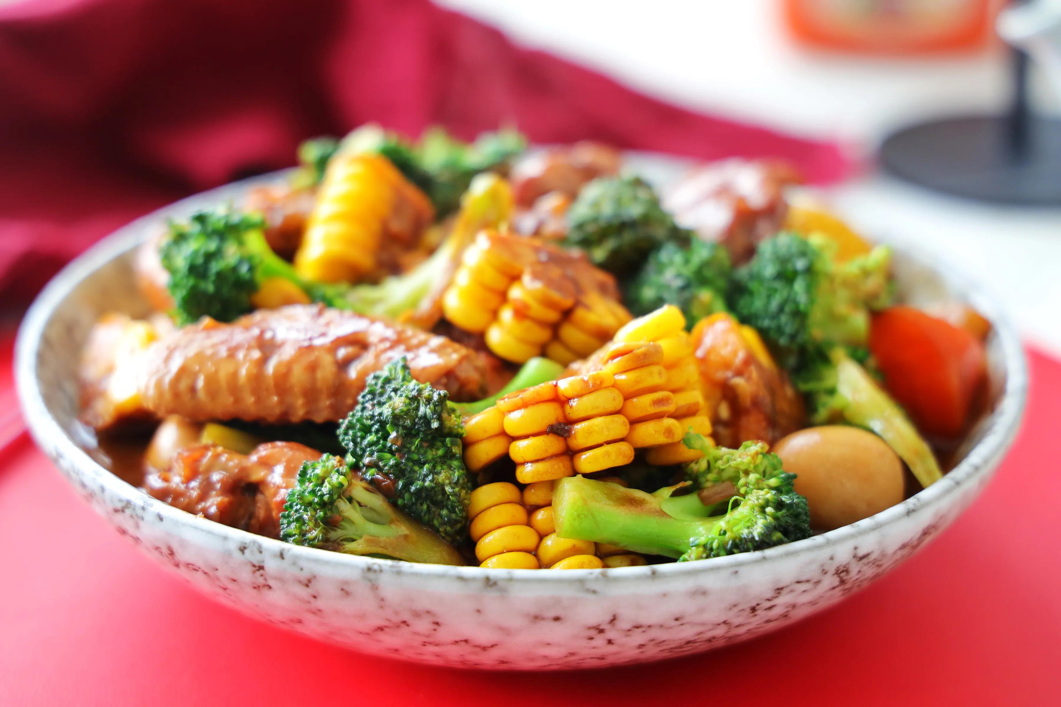 大寒节气，不知道吃什么，试试它，饭菜一锅焖，啥都有，太方便了