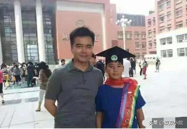 遗传真的是1门深奥的学问，父母均是神仙颜值，儿女却一言难尽