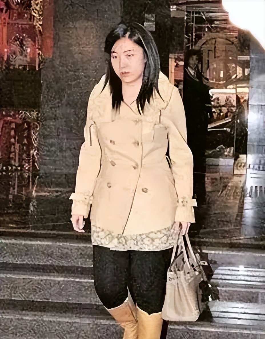 甘比为何成功?亲姐妹加老妈,血亲与利益链交织成永不背叛的团队