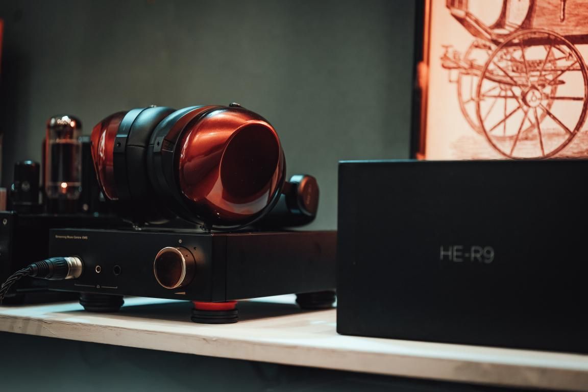 馥郁均衡，动圈HIFI大耳中的一股清流 HIFIMAN海菲曼 HE-R9试听浅析