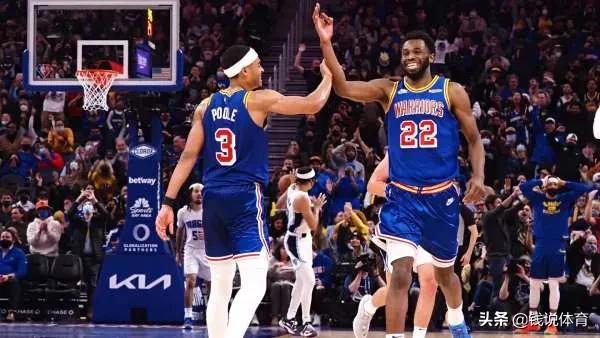 nba勇士成员都有哪些(勇士14人豪阵出炉，剑指下赛季总冠军；维金斯透露新赛季目标)