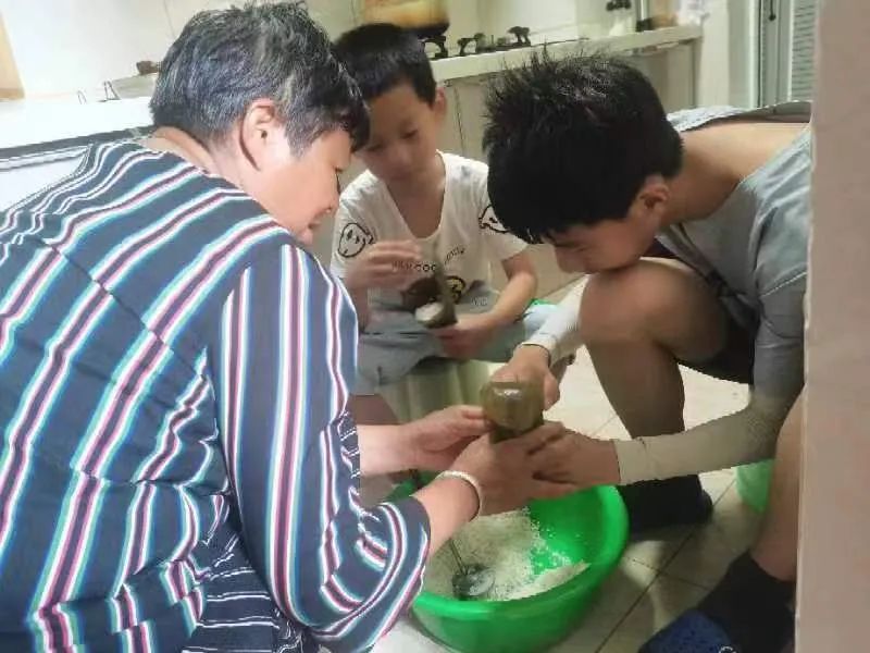 双流区协和实验初中组织开展了“我们的节日•端午”主题教育活动