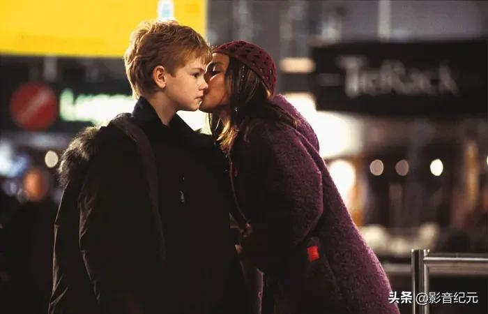 《真爱至上》：圣诞节必看电影第一名，爱真的无处不在