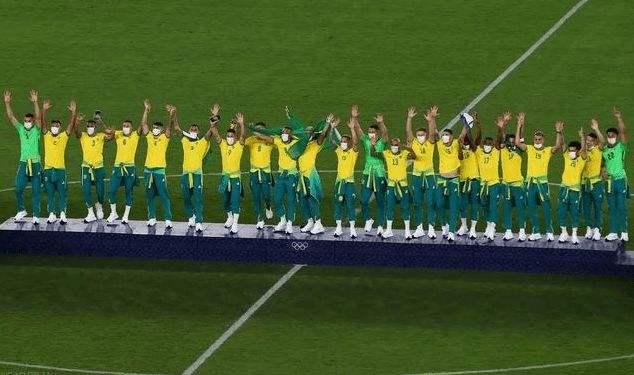 回顾足球世界杯历届冠军 巴西夺冠次数最多 五星巴西不是吹出来的