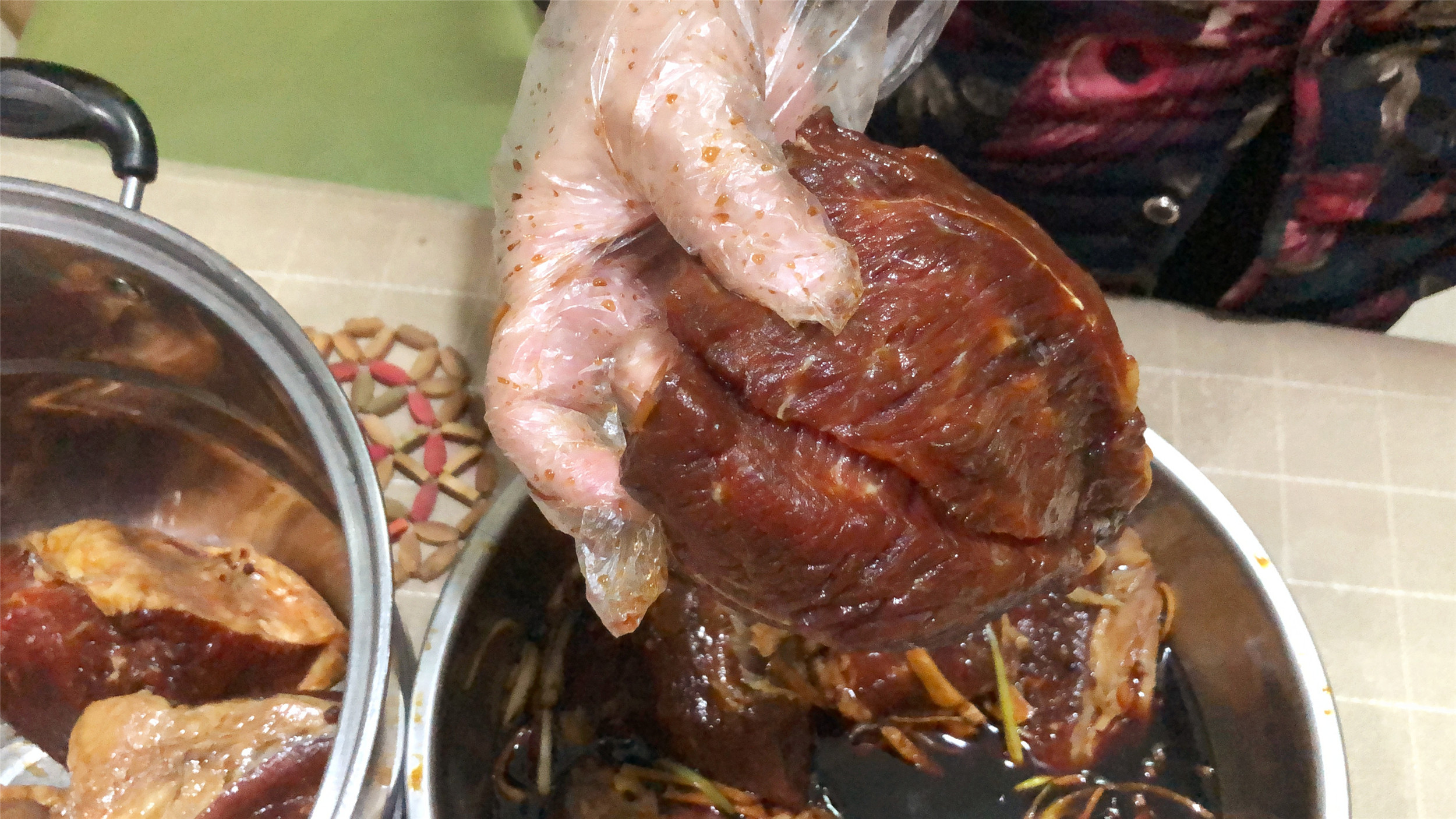 我家拿手的滷牛肉，只需4樣配料，牛肉味道香縮水少，能拿去賣了