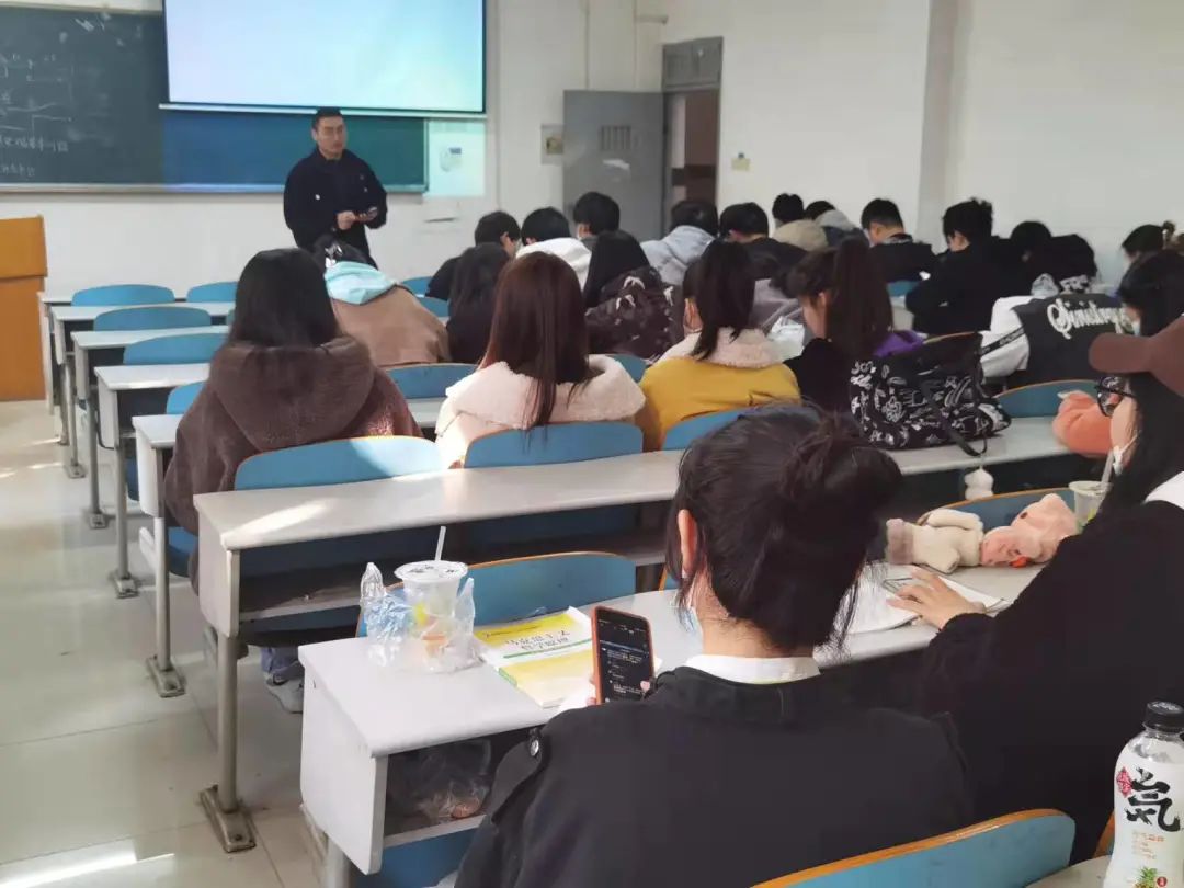 “含金量”极高的互联网金融专业，热门+高薪，堪比金饭碗