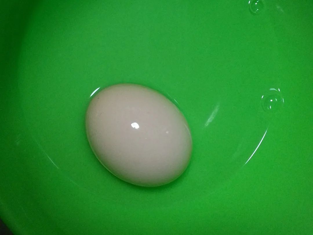 三步咸鸭蛋！沙子里出油还不咸，半个月就可以吃了。