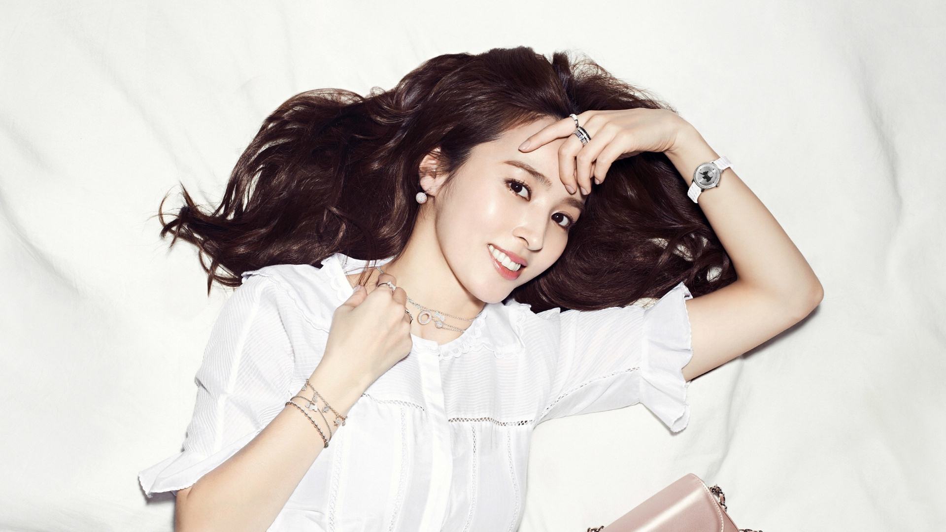 韩惠珍和前男友相恋8年分手转身嫁给小7岁的韩足老公育有一孩