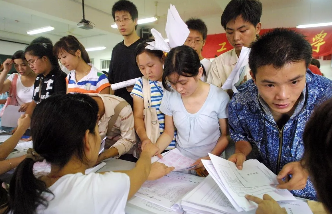 辽宁高校前十榜单出炉，大连理工实至名归，其中有你的学校吗