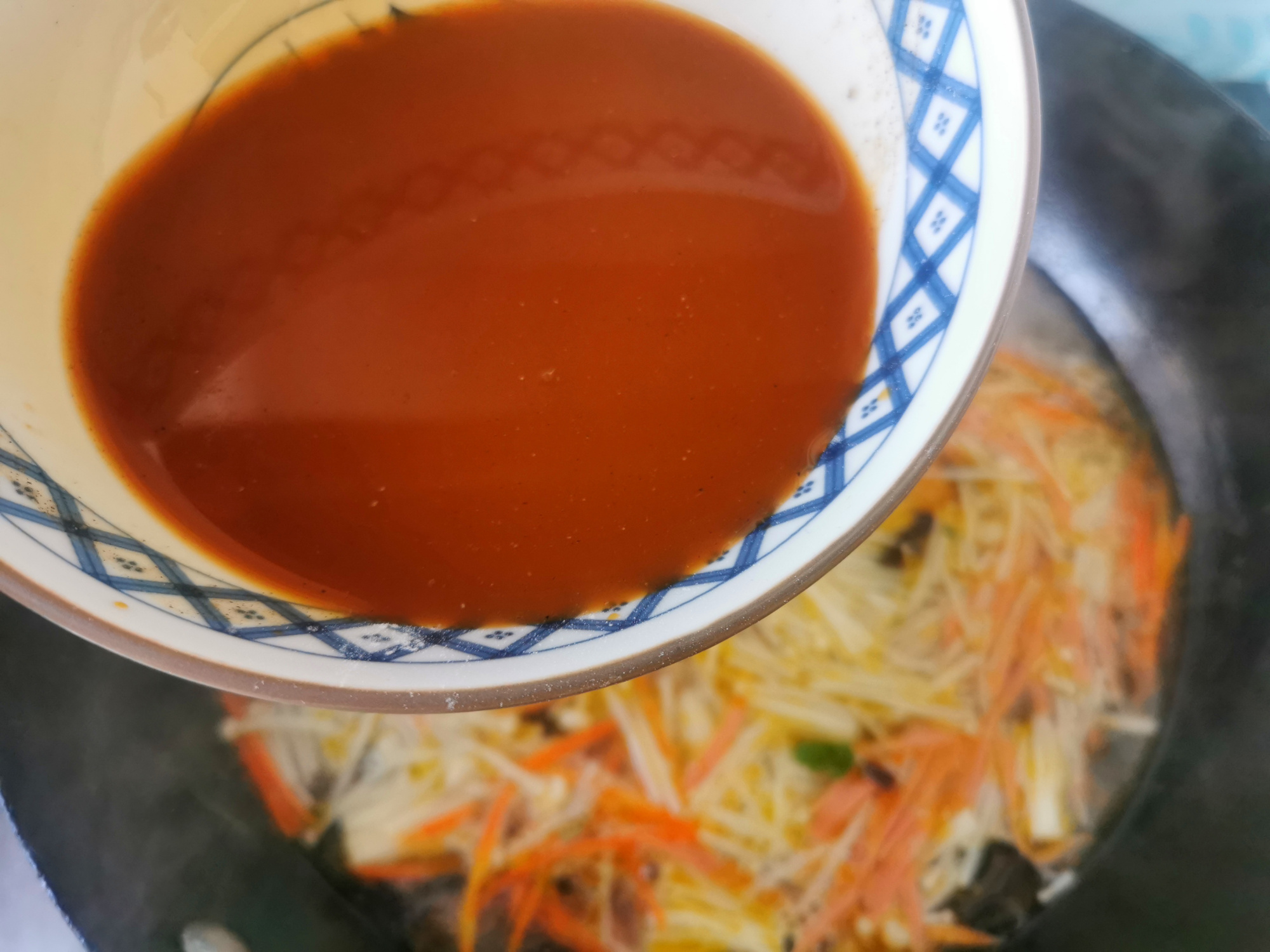 3分钟学会做豆腐脑！口感细腻柔嫩，鲜香可口，全家都爱吃