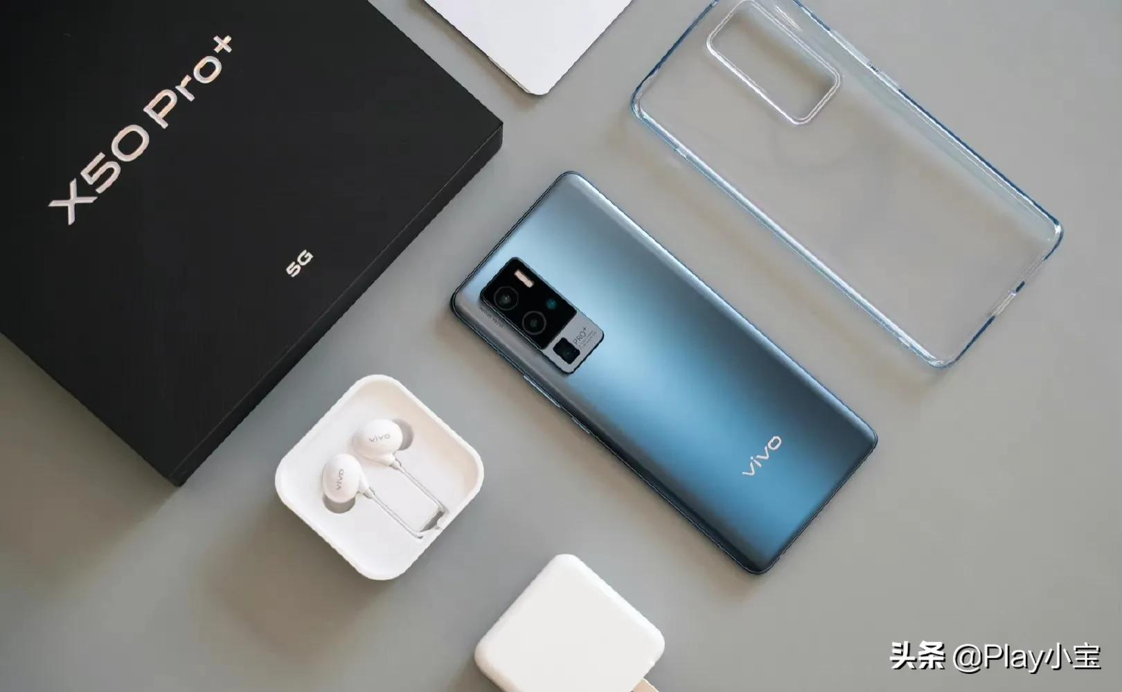 两年前的安卓手机VS今年的安卓手机，原来那年才是巅峰啊