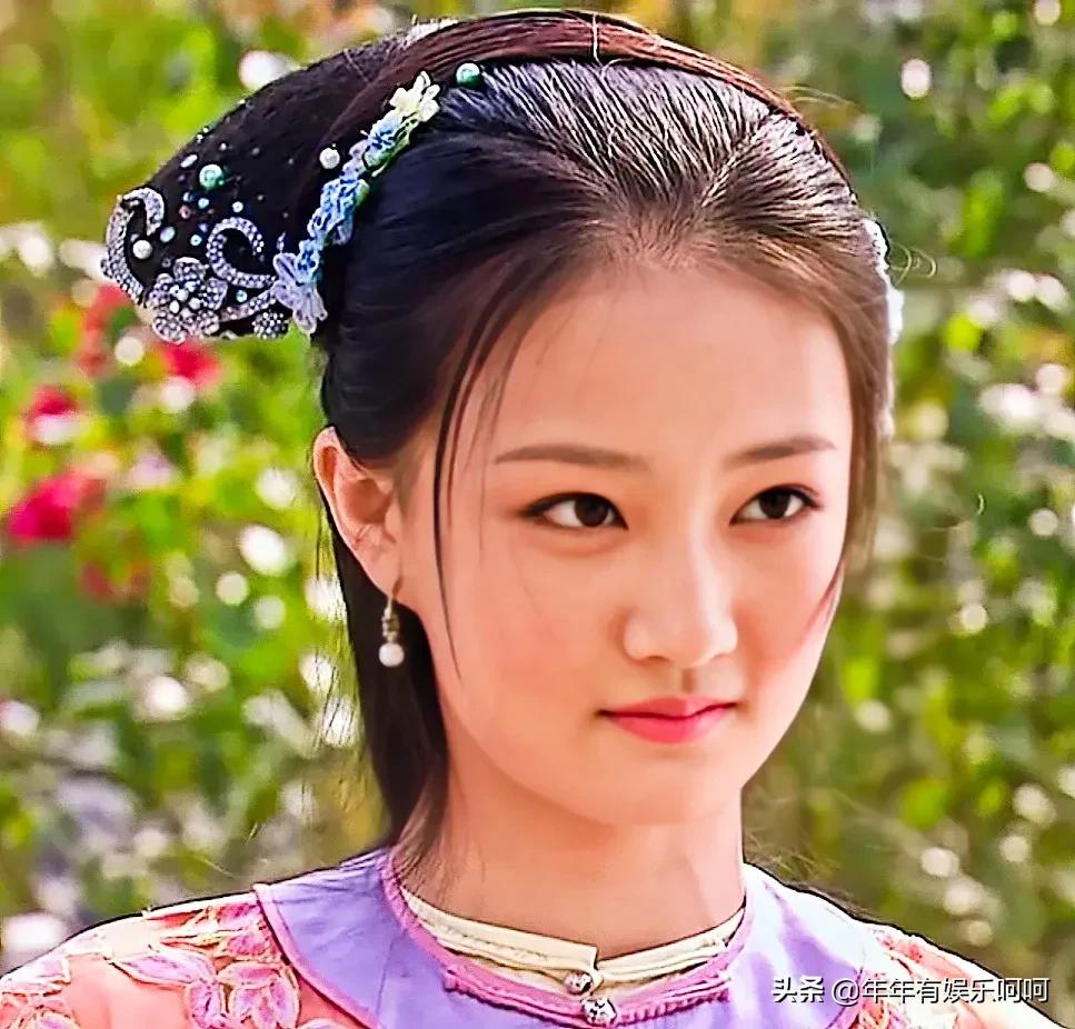 《甄嬛传》:玉娆甄嬛两姐妹前半生苦楚,后来迎得甘甜