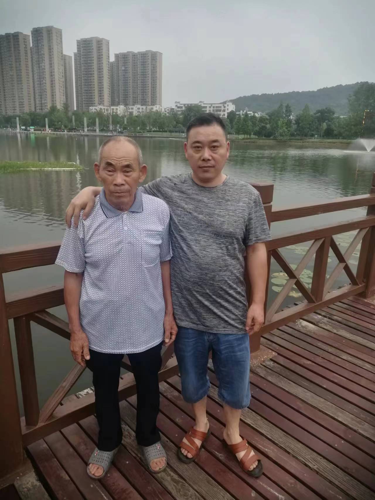倾听1866老矿工的讲述:神秘长石矿,萦牵生死情