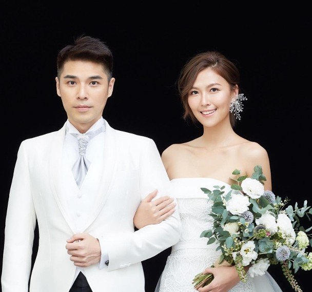 如今杨蒙恩与刘培钰结束爱情长跑,步入婚姻的殿堂,真是太甜了!