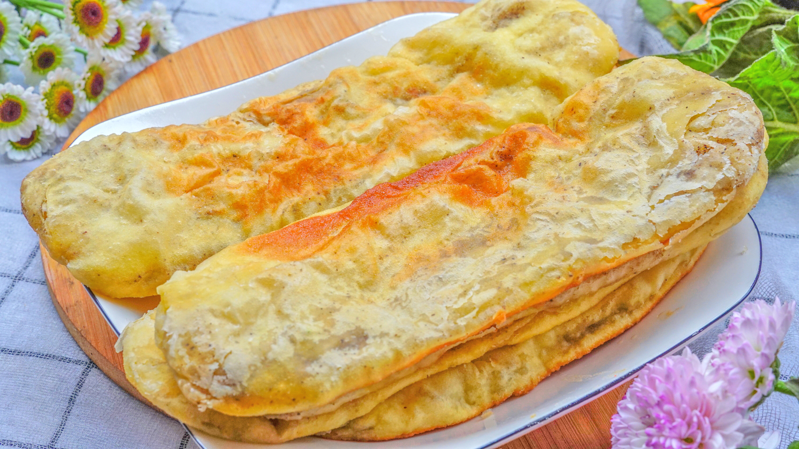 面粉最过瘾的6种做法，不用烤箱，咬一口酥掉渣，一出锅就抢光了