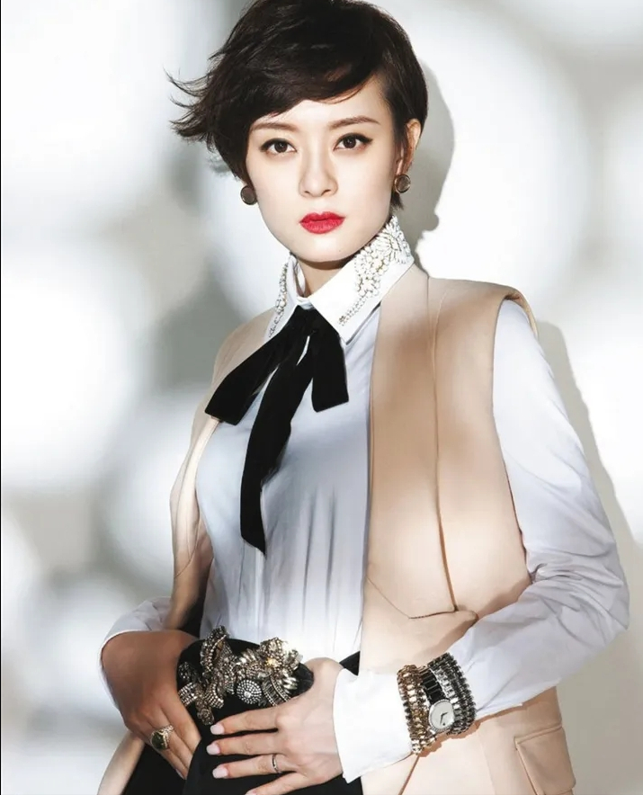 “富婆娘娘”孙俪，因一部戏一跃成为超一线，童年却如此不幸