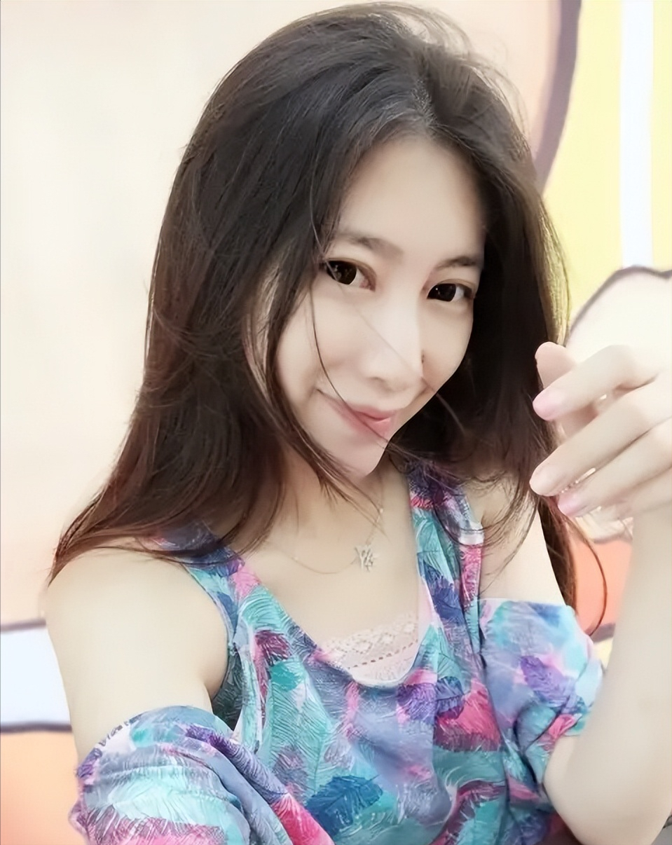 公子哥陈晓：那个娶了白月光的“顾千帆”，为何眼里失去了光？