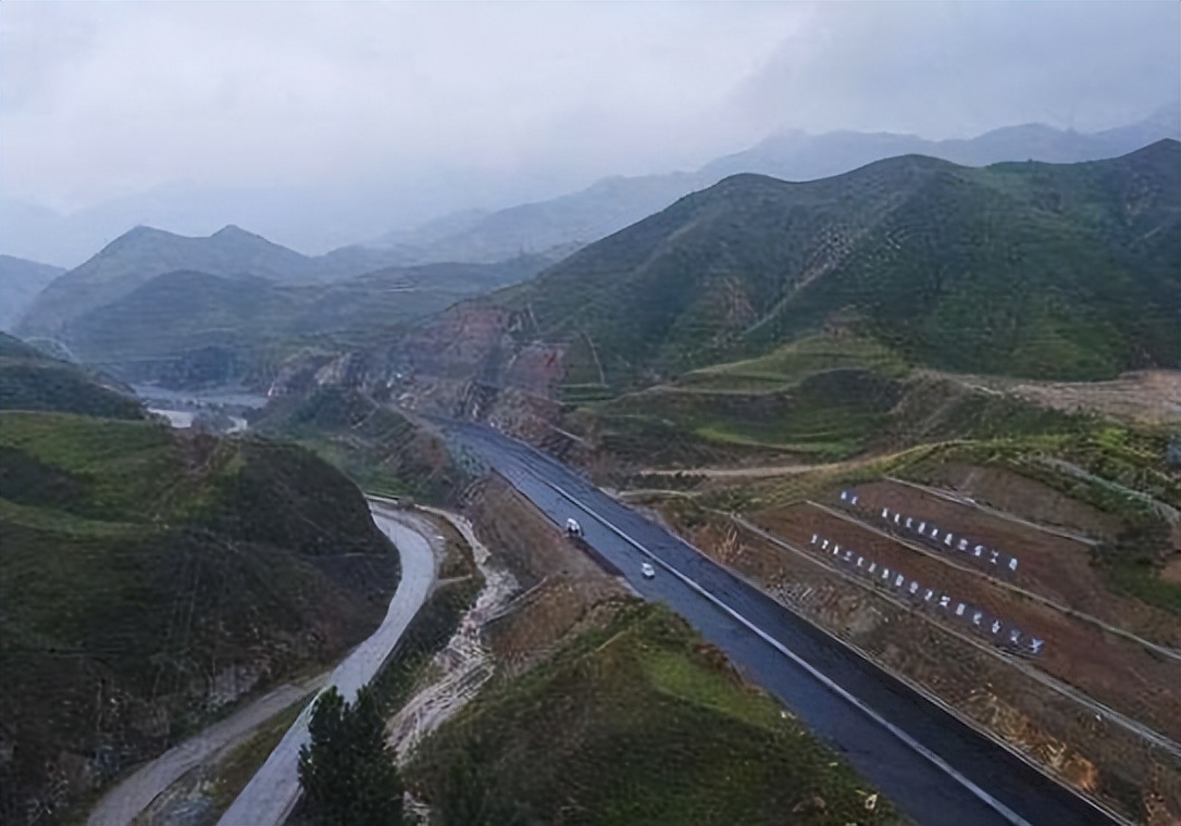 山西这条国道交通压力大，需要提升改造，增加通行能力，即将开工