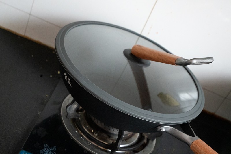 三禾窒氮轻铁锅，原来好用的铁锅是这样的