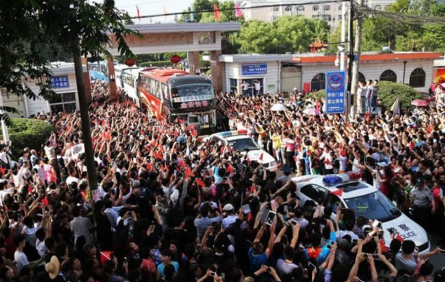 亚洲最大“高考工厂”，毛坦厂中学为什么这么出名？