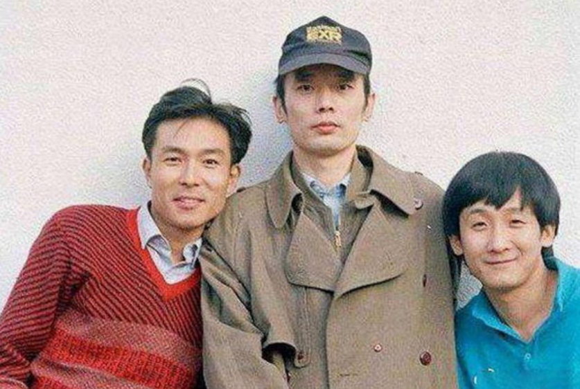 “老戏骨”谢园：至死无儿女送终，小娇妻邱悦后悔丁克了吗？