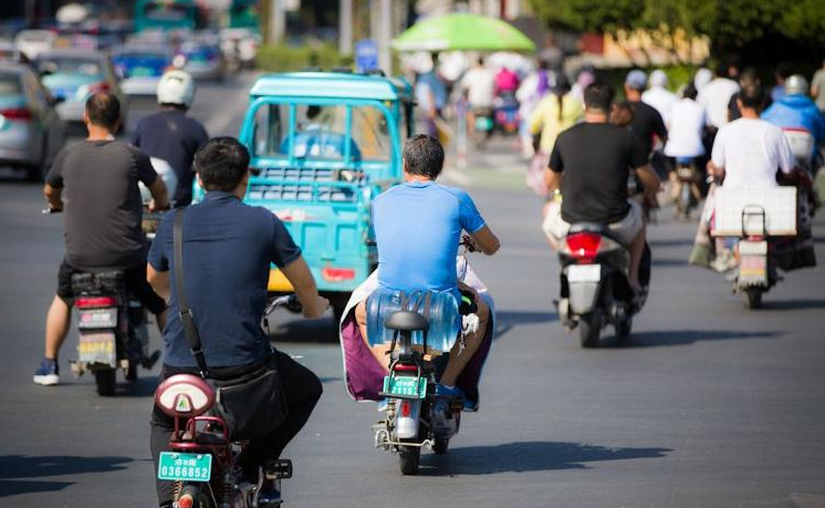 电动车、三轮车、老年代步车，上路相关费用已公布，你觉得贵不贵