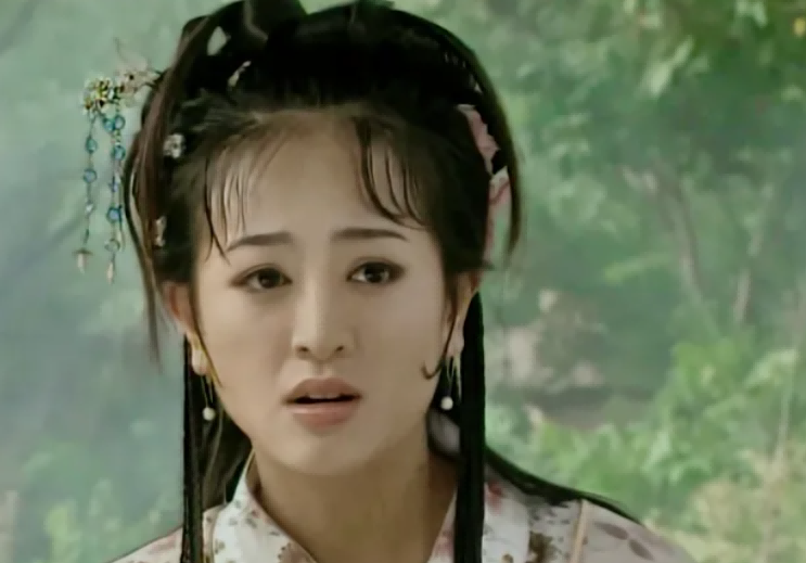 “歪瓜裂枣”别硬演公主，这9位女星告诉你，什么才叫金枝玉叶