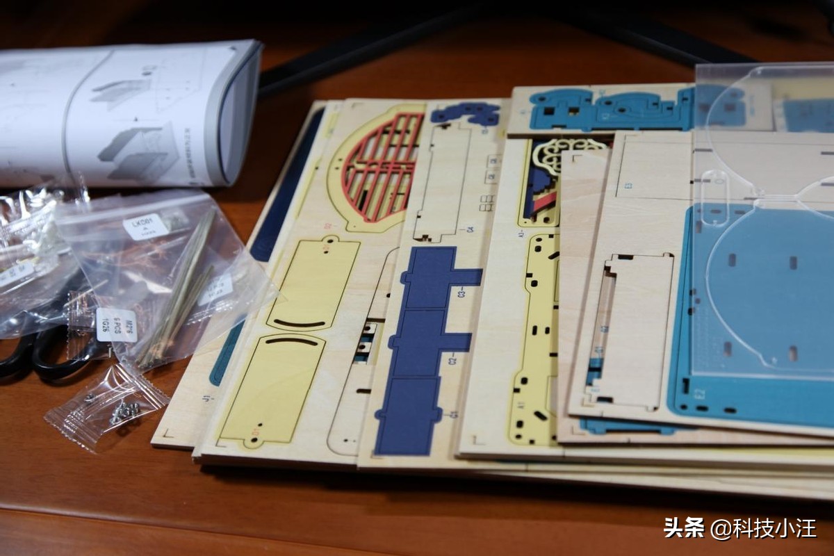 自己动手做的礼物才有仪式感，惊鸿一面古风妆奁化妆礼盒组装体验