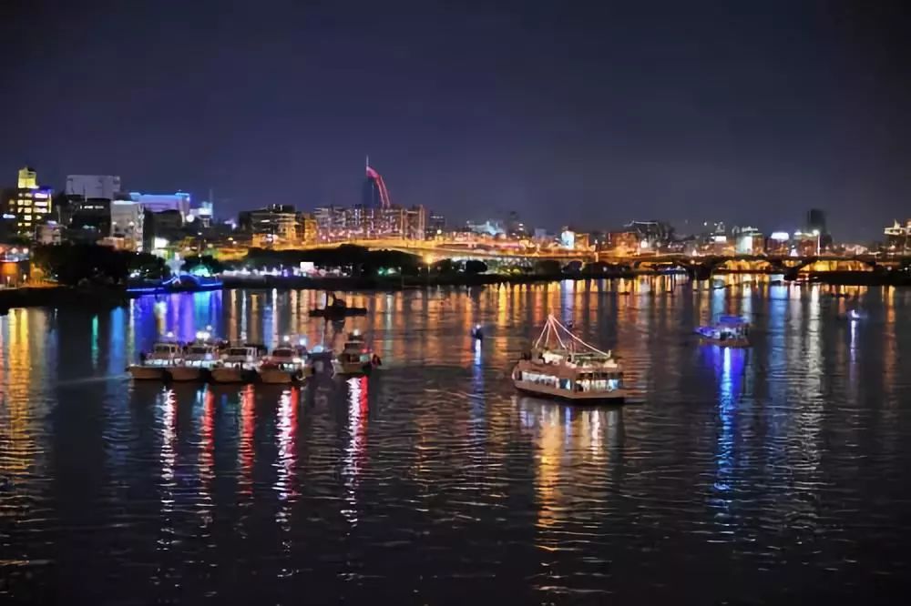 中国最美夜景城市排行榜，第一名竟是它！快看看你家乡上榜没？