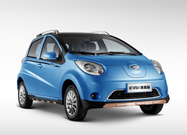 8万内最好电动汽车有哪些(纯电动汽车大比拼的3款车型)-甘甜号_专注新