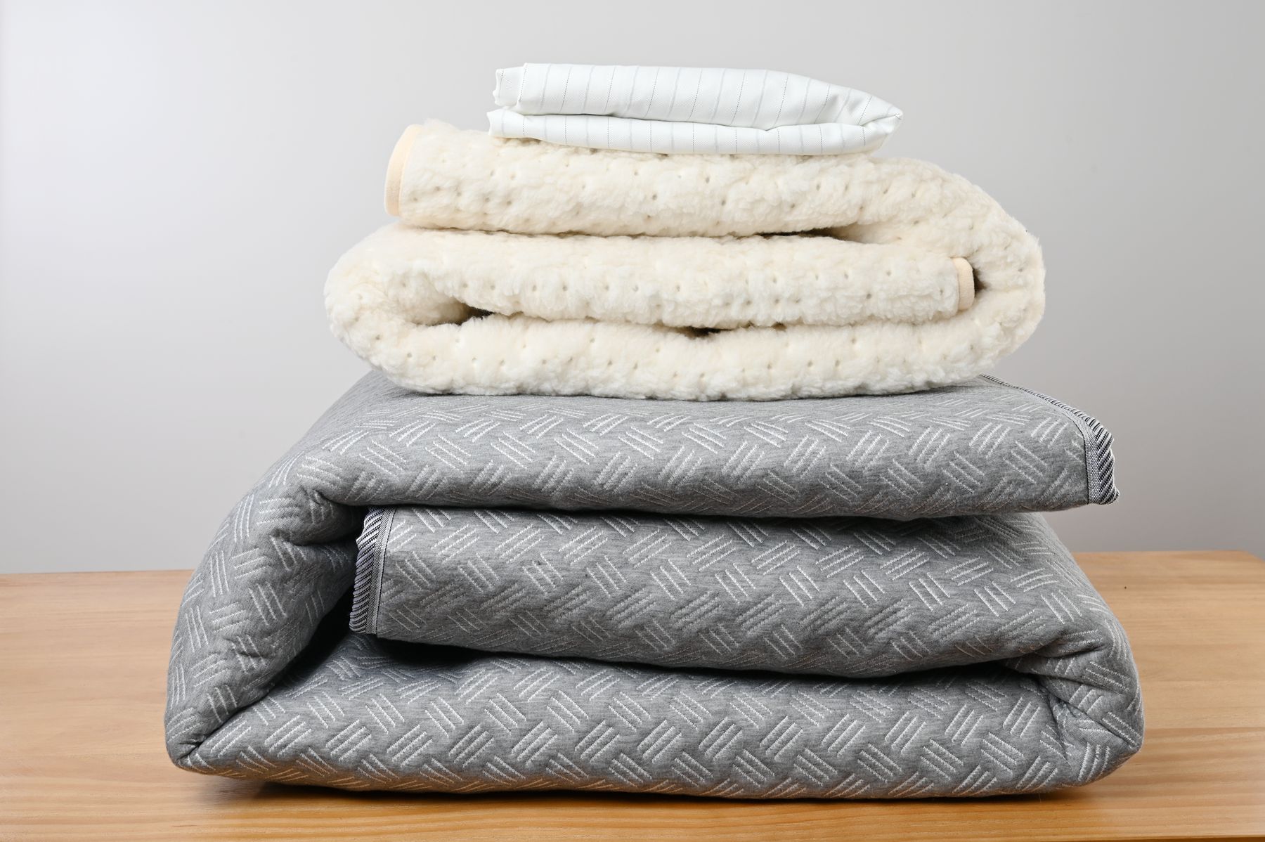 你的被窝还冷吗？三款不同类型中高端电热毯横评体验