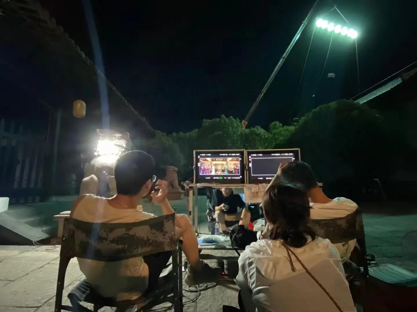 恭喜志哥新戏#小农女火辣辣 杀青大吉，期待好的成绩