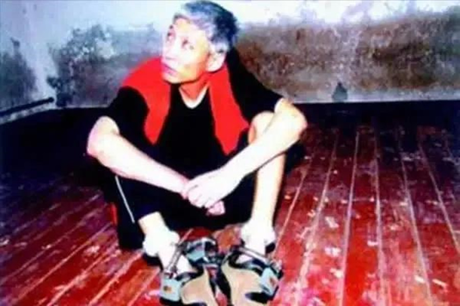 2003年，黑帮教父刘涌被执行死刑，为何提前在脚镣上塞上一元钱？