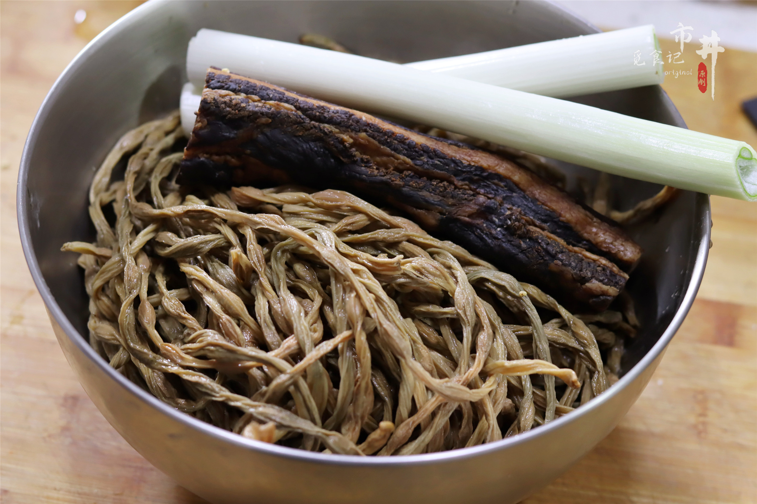 干豆角的做法大全家常菜（教你做入味好吃的干豆角炒腊肉）