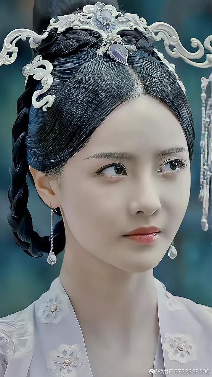 冷艳美人张芷溪