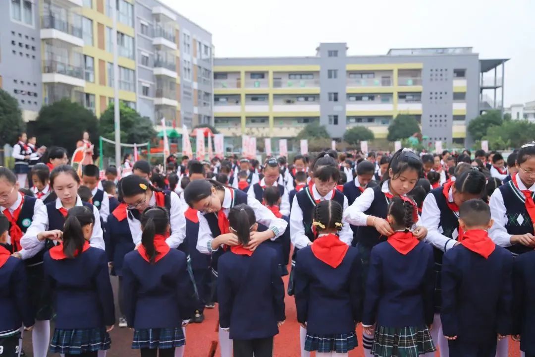 与你分享，我在四川天府新区南湖小学的精彩校园生活